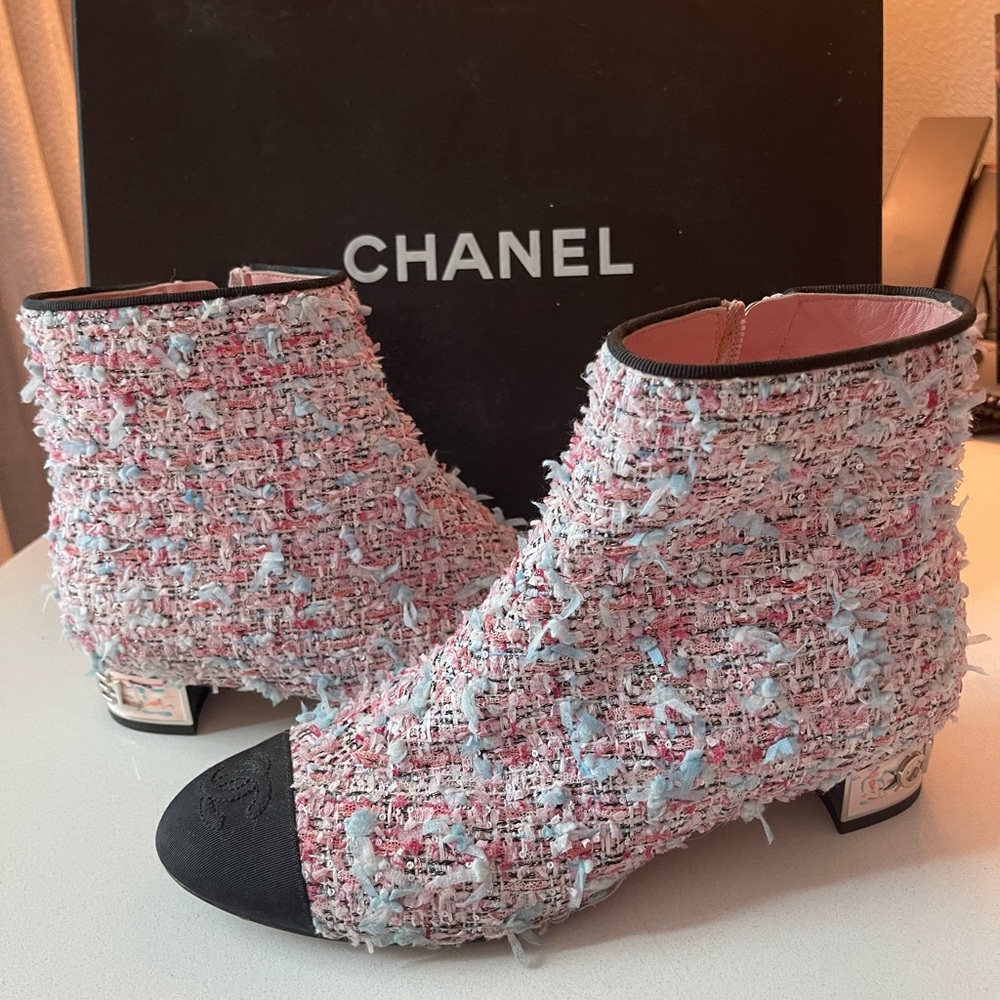 Chanel 2018 Tweed Pattern Ankle Boots